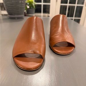 Able Clothing Renee sandal Size 9